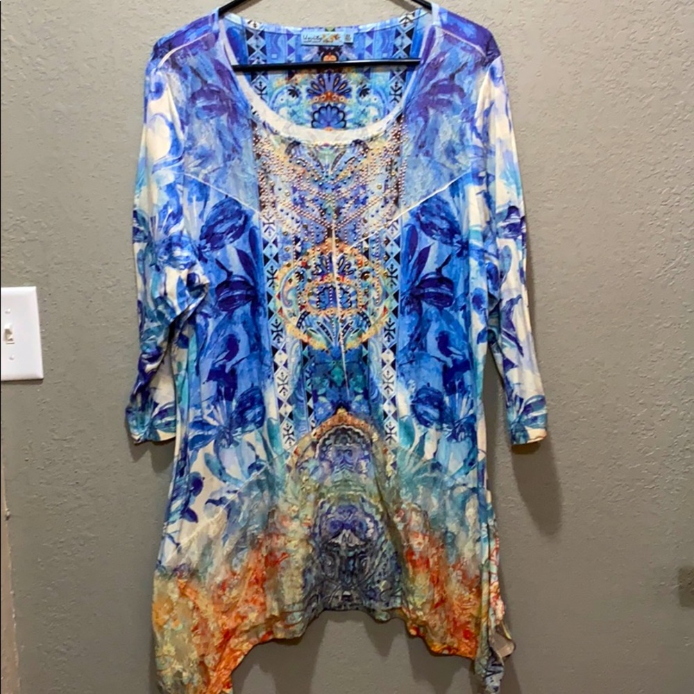 3/4 Sleeve Shirt with lacy accents